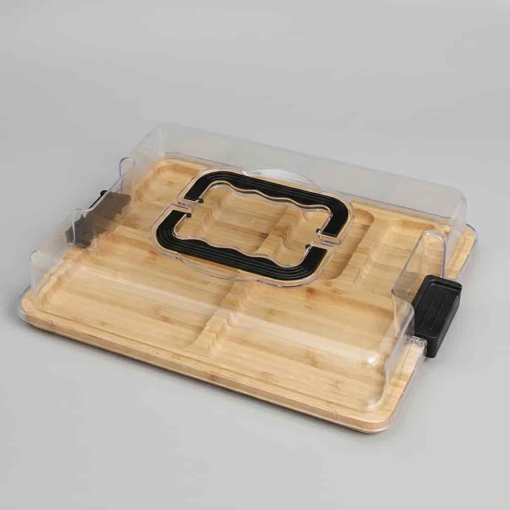 Wholesale Bamboo Divided Serving Tray With Lid Clear Acrylic Charcuterie Board 2