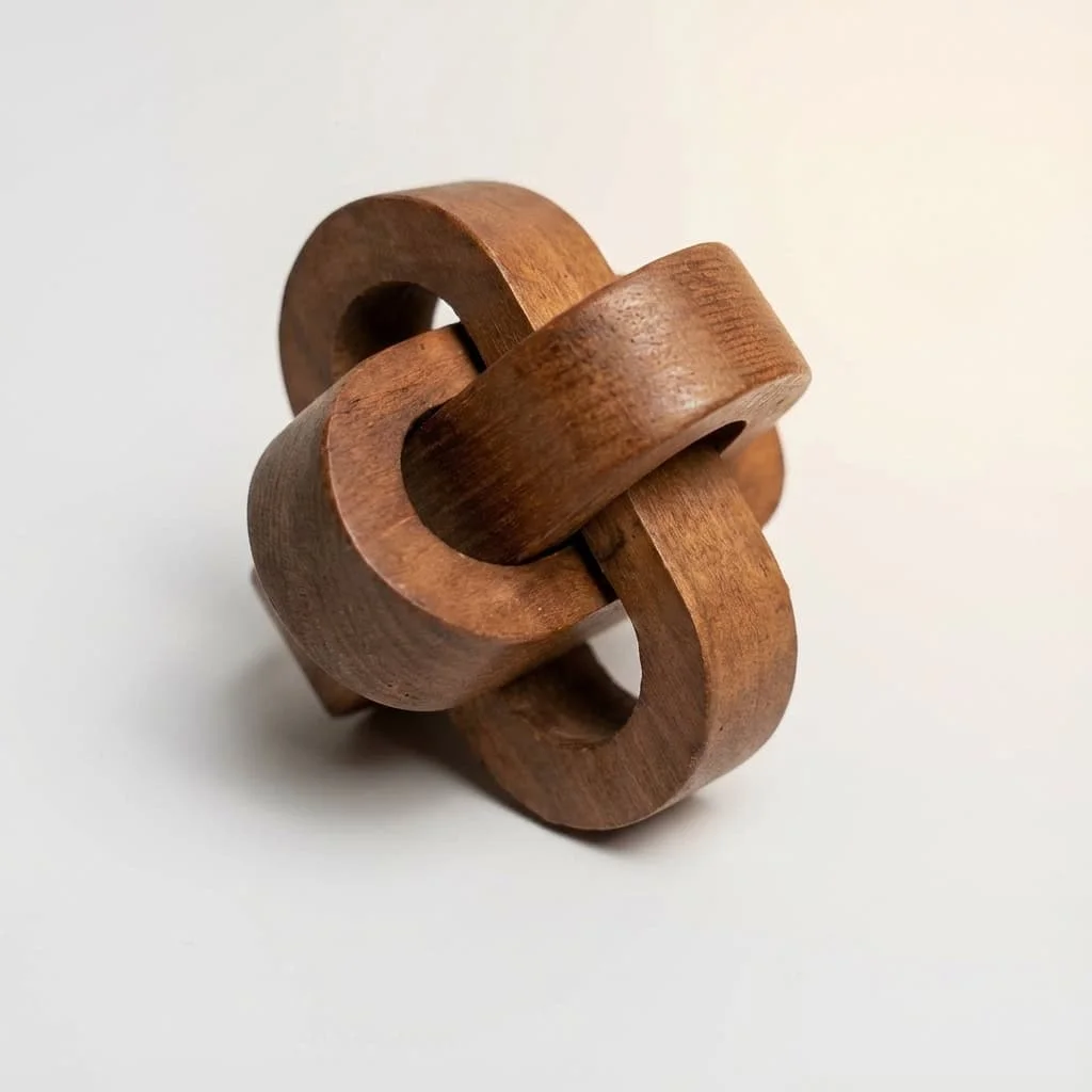 Solid Pine Wood Knot Decor — Interlocking Link Ornament 5