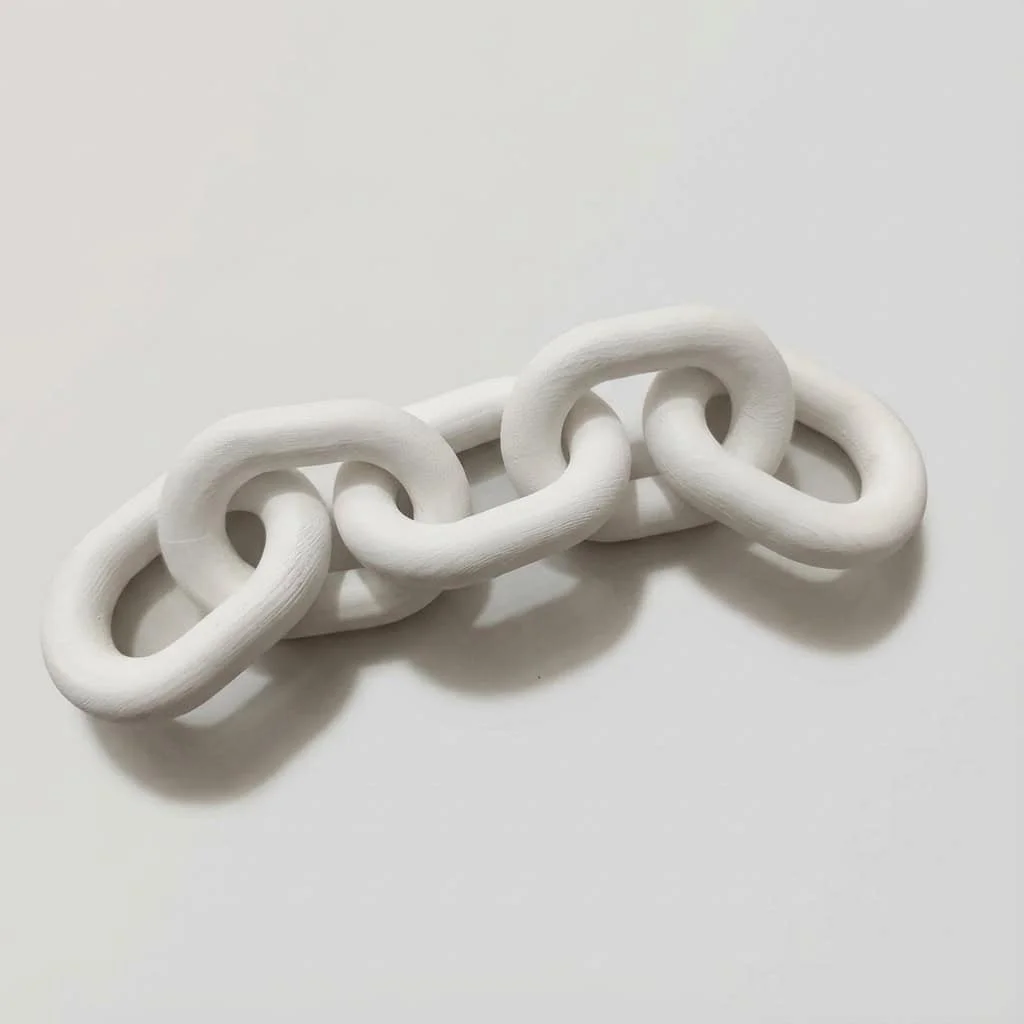 Pine Wood Chain Link Ornament – Five-Ring Decorative Wooden Craft Chain 3