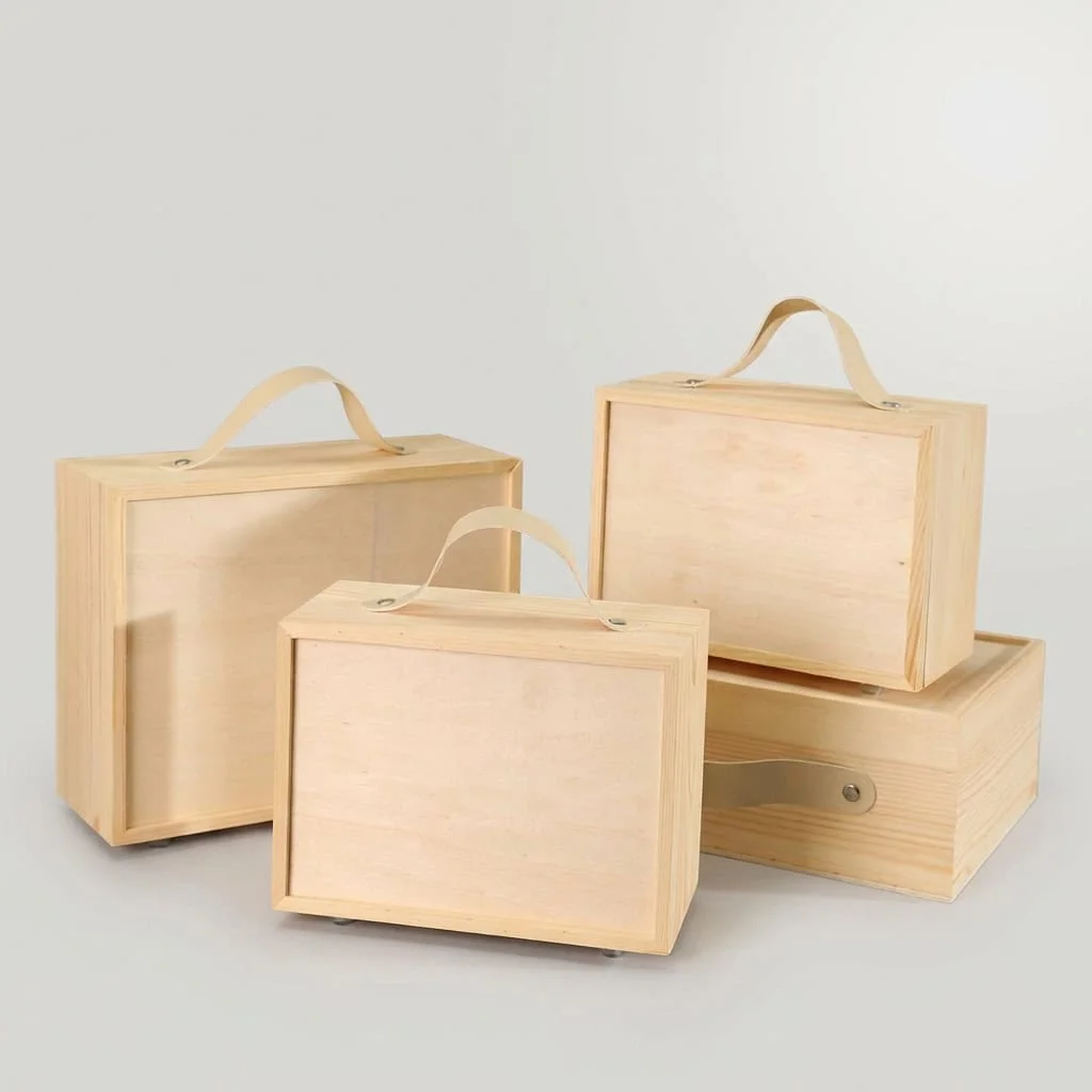 Custom Wooden Presentation Box for Christmas Gifts, Weddings & Corporate Holidays 3