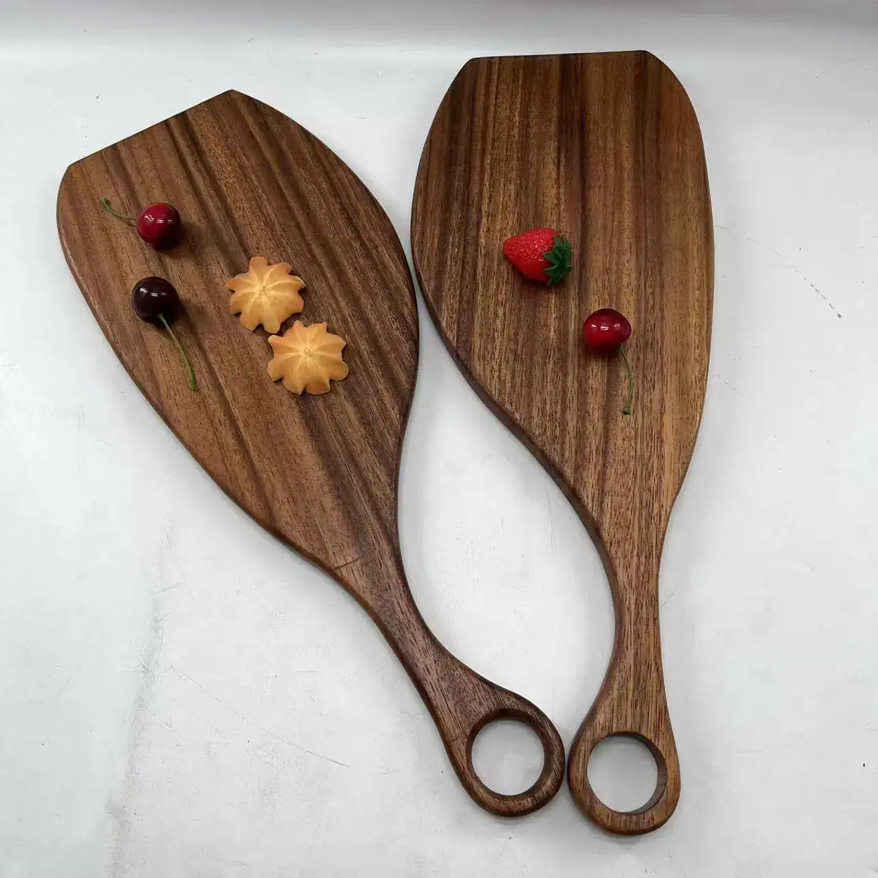 Acacia Wood Paddle Cutting Board 2