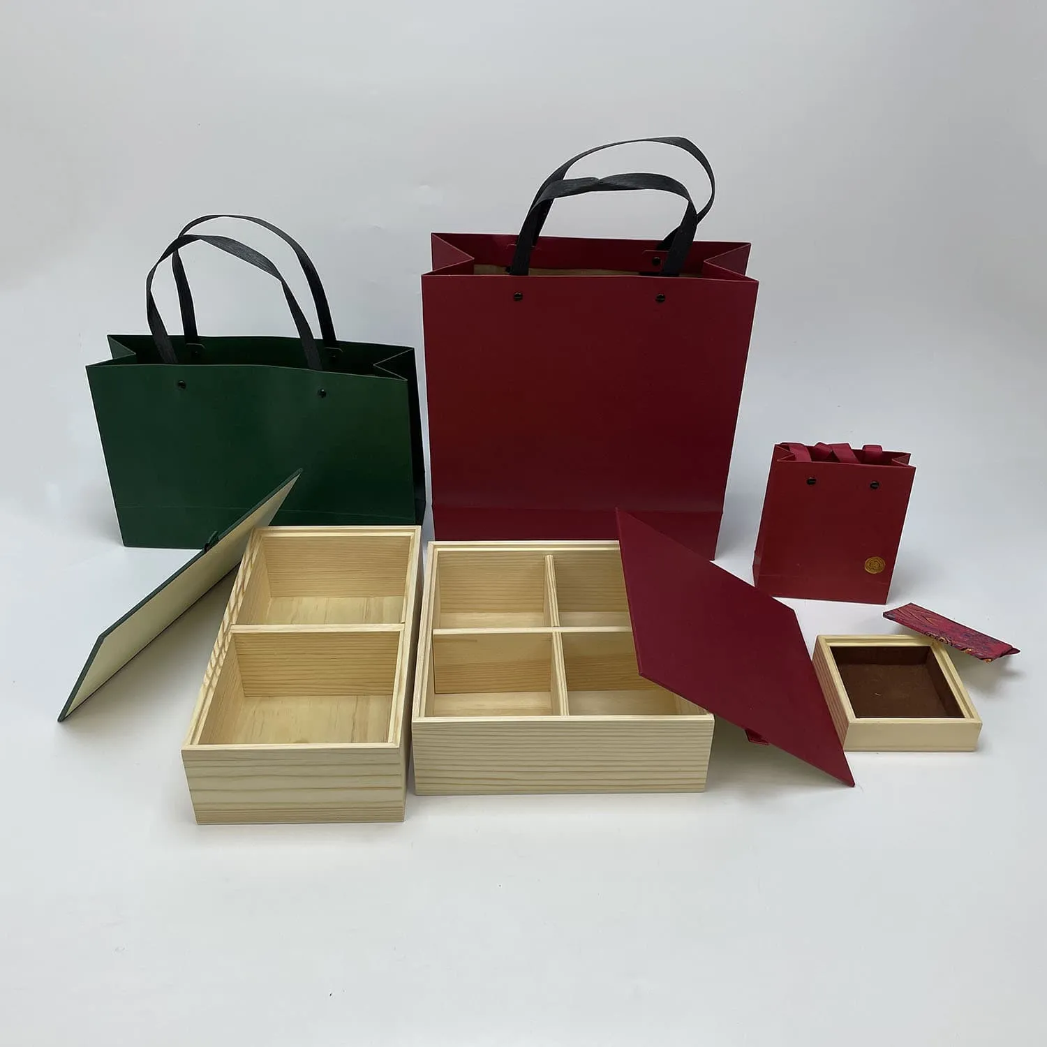 Wholesale Custom Wooden Packaging Boxes with Paper Lids and Dividers
